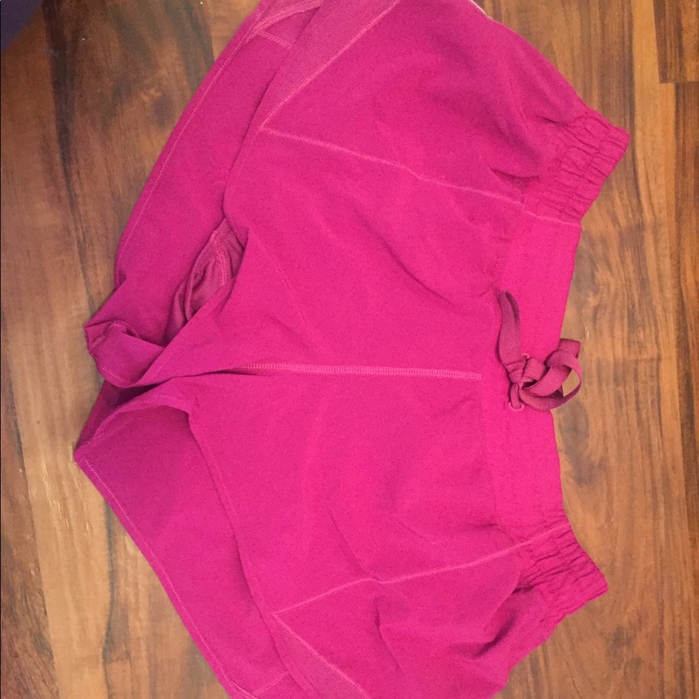 Lululemon hotty hot 10